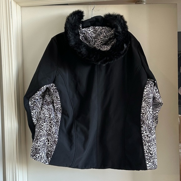 Like New!  Nils Ski Coat with Removable Faux Fur Collar.  Size 22 - Picture 3 of 6